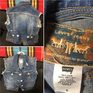 Levi’s jeans denim vest